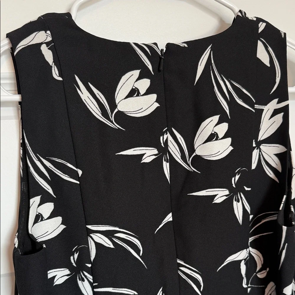 Banana Republic Black and White Floral Mini Dress 🖤 Sz 4 - Picture 8 of 8